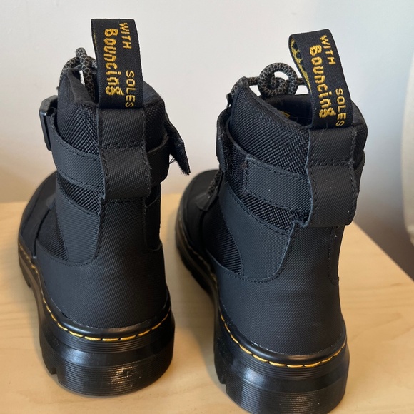 NWOT Dr Martens Unisex Combs Tech Utility Ankle Boots in black - Picture 5 of 5